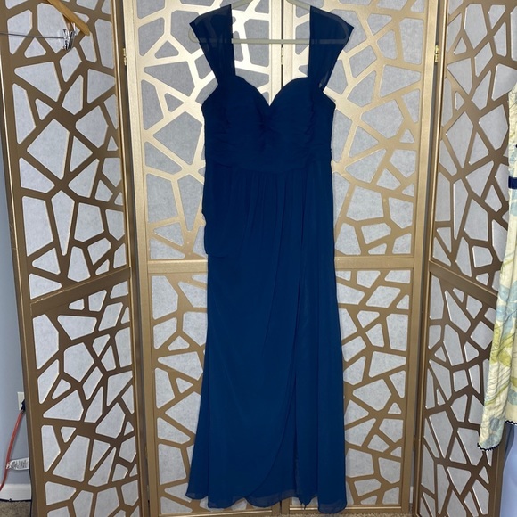 AZAZIE MILLIE DRESS - Picture 1 of 7